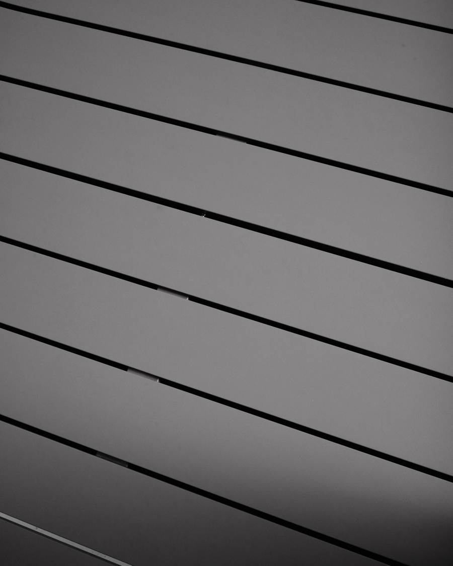 Table extensible d’extérieur Izola en aluminium avec finition graphite 220 (280) x 100 cm