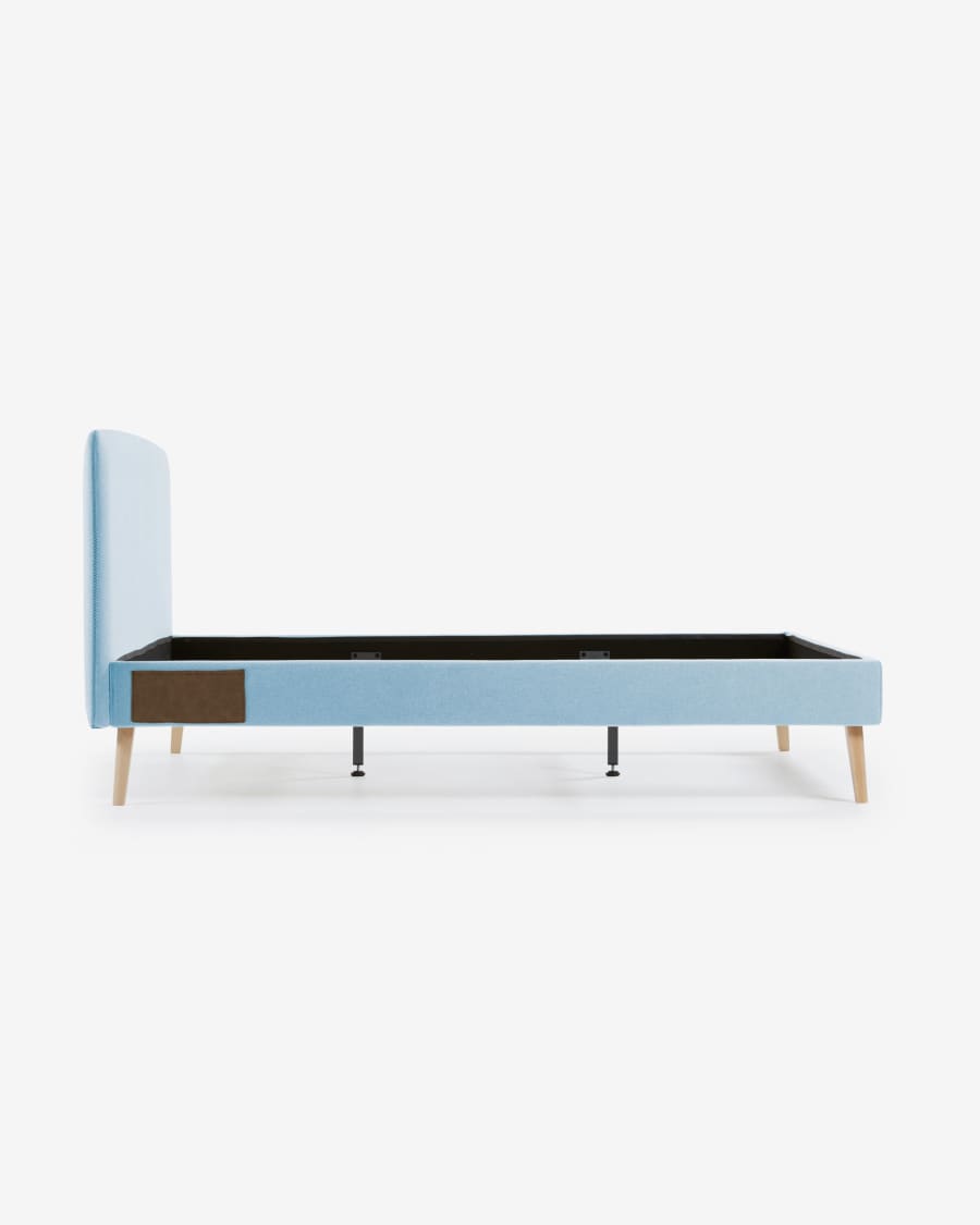 Dyla bed with removable cover in light blue, with solid beech wood legs for a 150 x 190 cm mattress