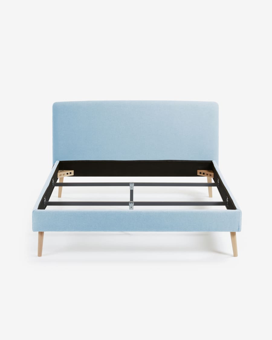 Dyla bed with removable cover in light blue, with solid beech wood legs for a 150 x 190 cm mattress