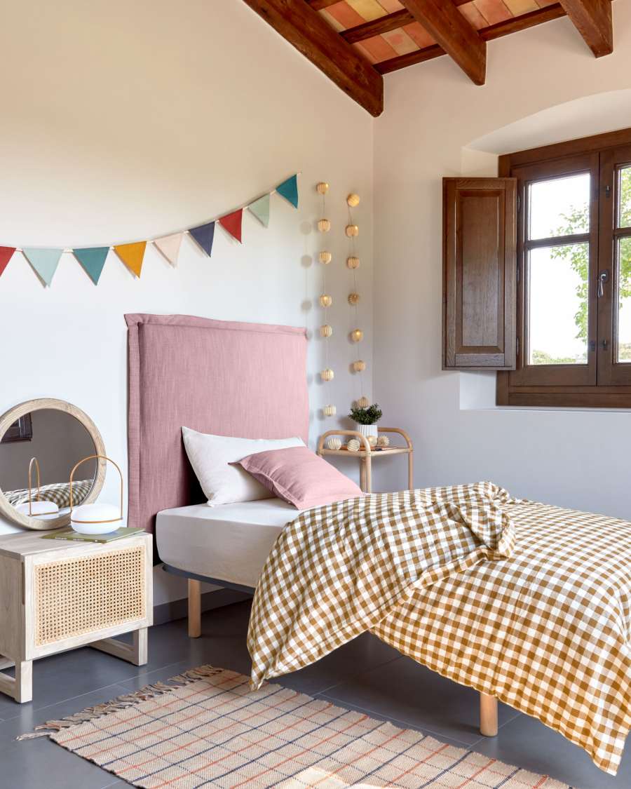 Capçal desenfundable Tanit de lli rosa per a llit de fins a 90 cm