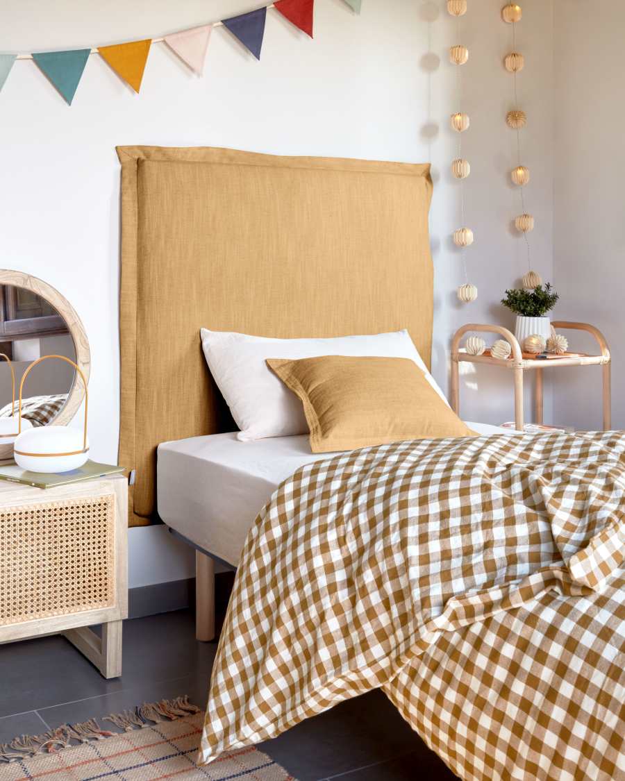 Capçal desenfundable Tanit de lli mostassa per a llit de fins a 90 cm