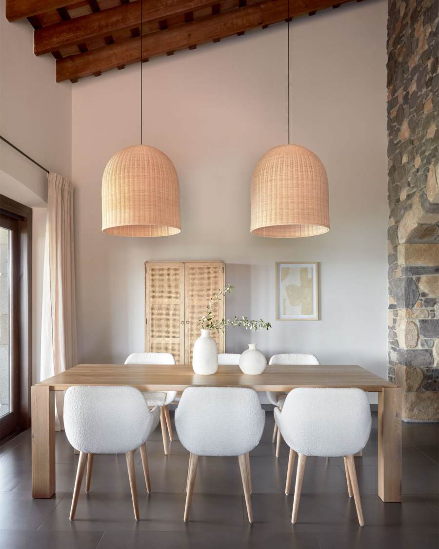 Konna chair in white bouclé with solid ash wood legs in a natural finish FR