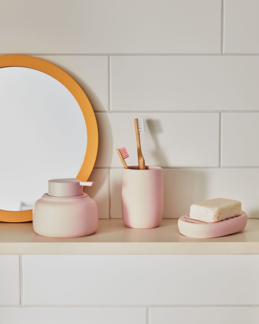 Chia pink polyresin soap dispenser