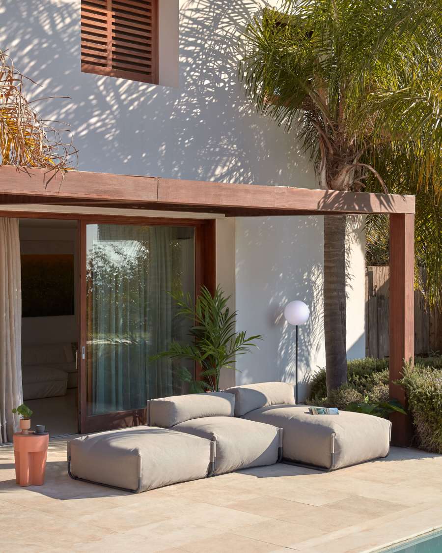 Square modular 100% outdoor sofa pouffe in green with black aluminium, 101 x 101 cm