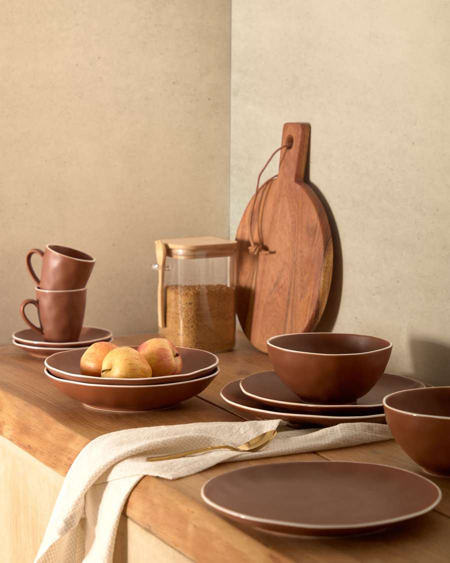 Rin bowl in brown ceramic