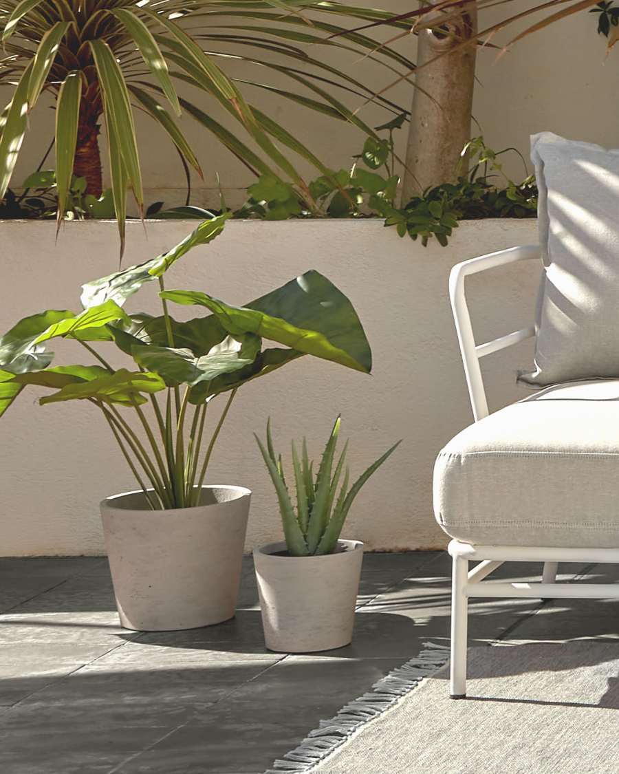 Artificial Aloe Vera with black plantpot 36 cm