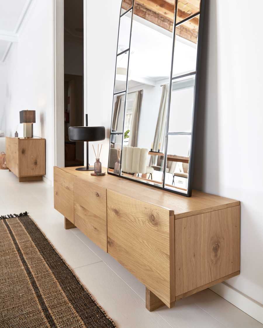 Rasha 4 door TV stand in oak veneer with natural finish, 160 x 45 cm