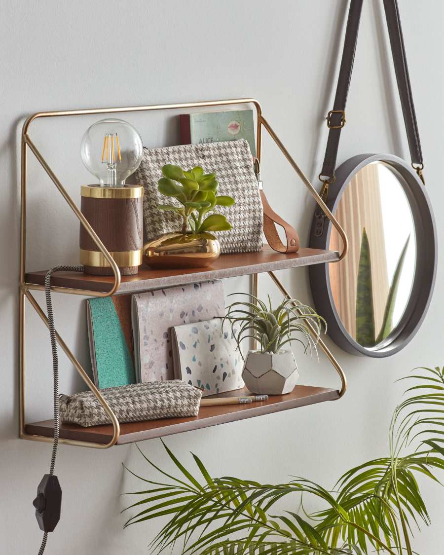 Catrina shelves in steel with golden finish 51 x 42 cm