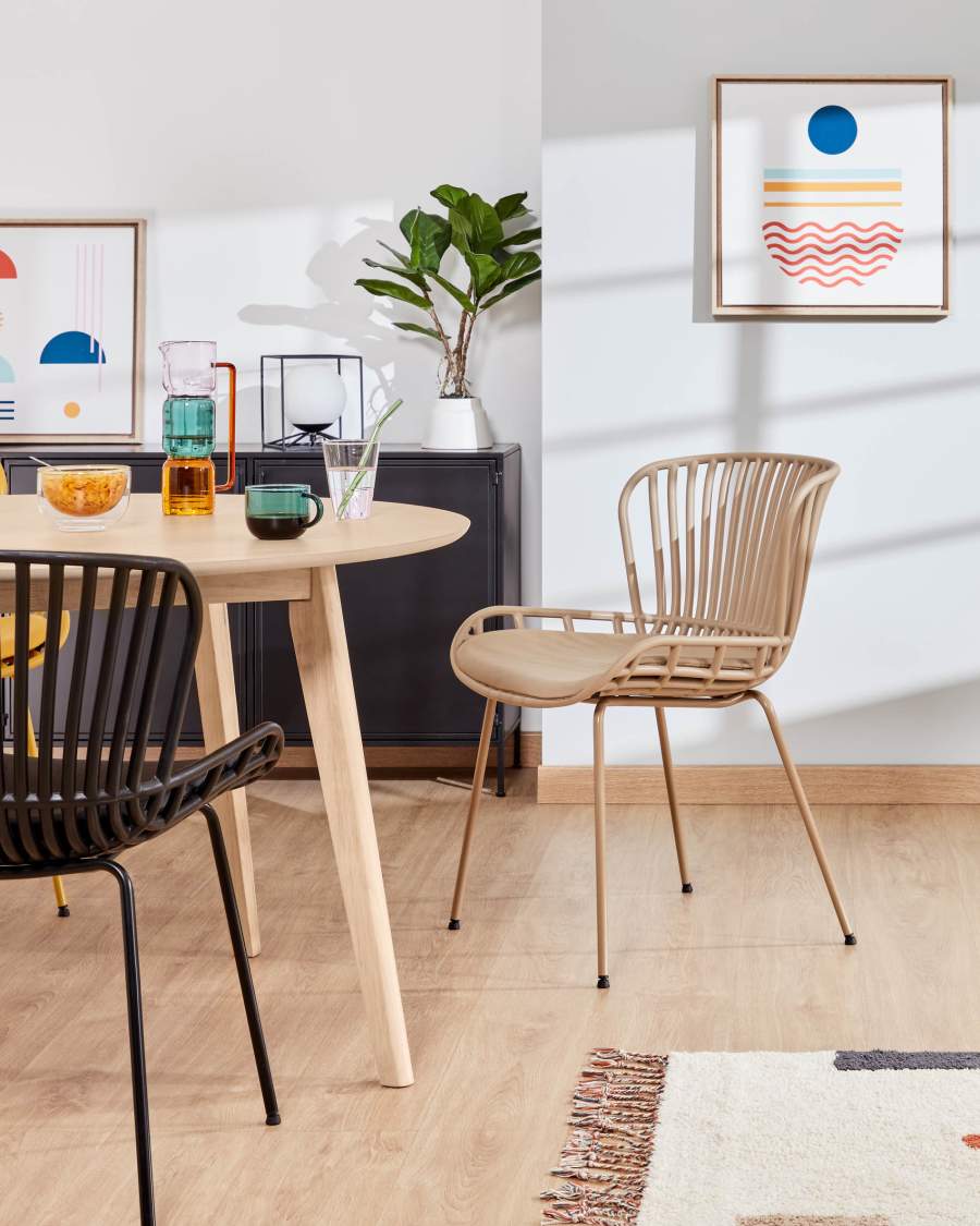 Surpik chair with steel legs in beige finnish