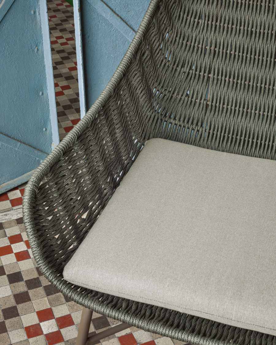 Butaca Abeli de corda verda i potes d'acer galvanitzat