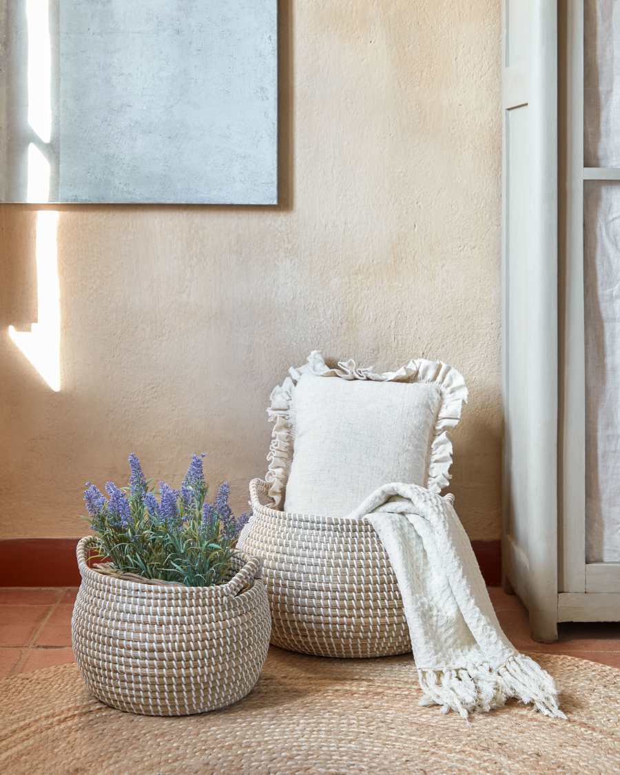 Ellis set of 2 baskets in natural fibres with natural and white finish