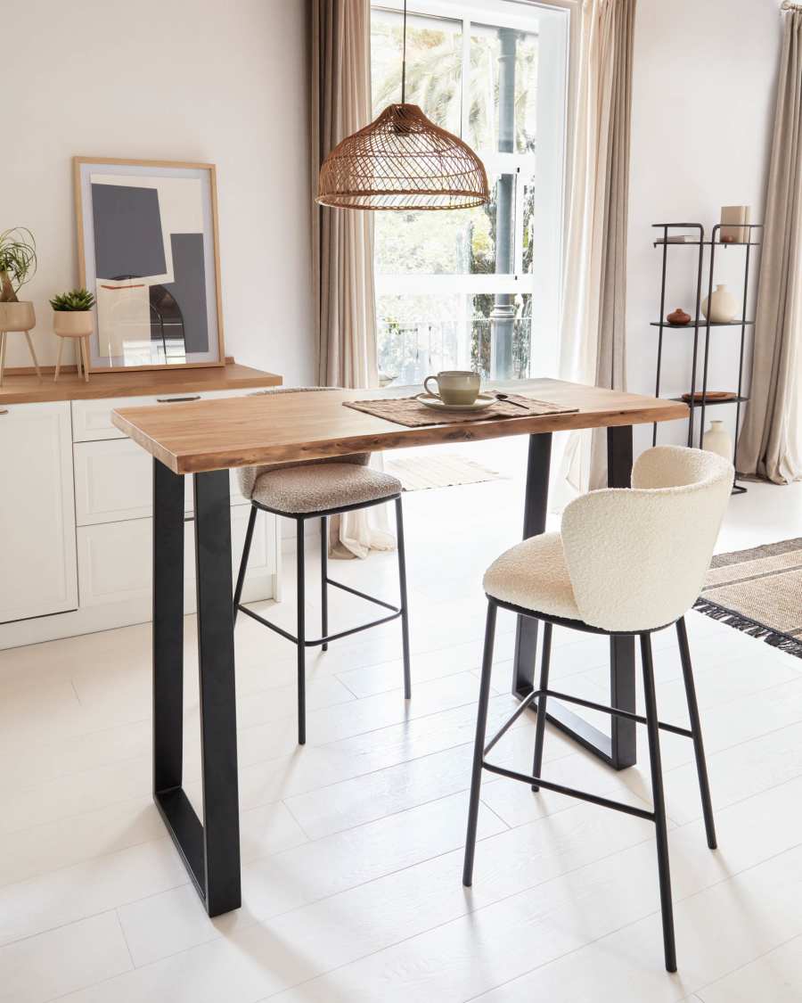 Sgabello Ciselia tessuto bouclé bianco e gambe in acciaio nero altezza 75 cm FSC Mix Credit