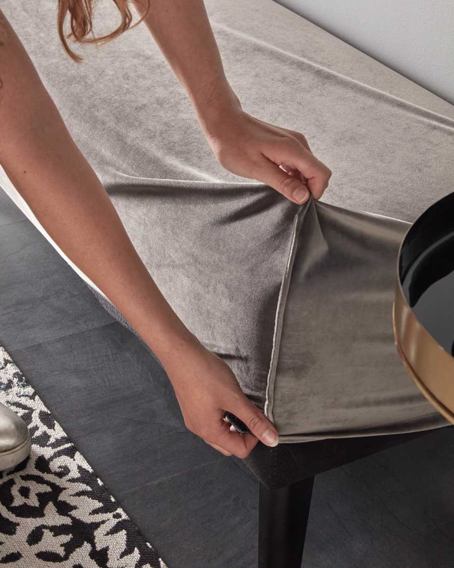 Grey velvet Dyla bench 111 cm