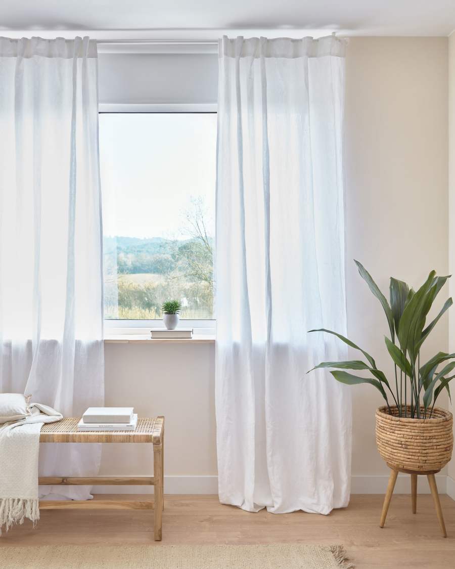 Marja cotton and linen curtain in white 140 x 270 cm