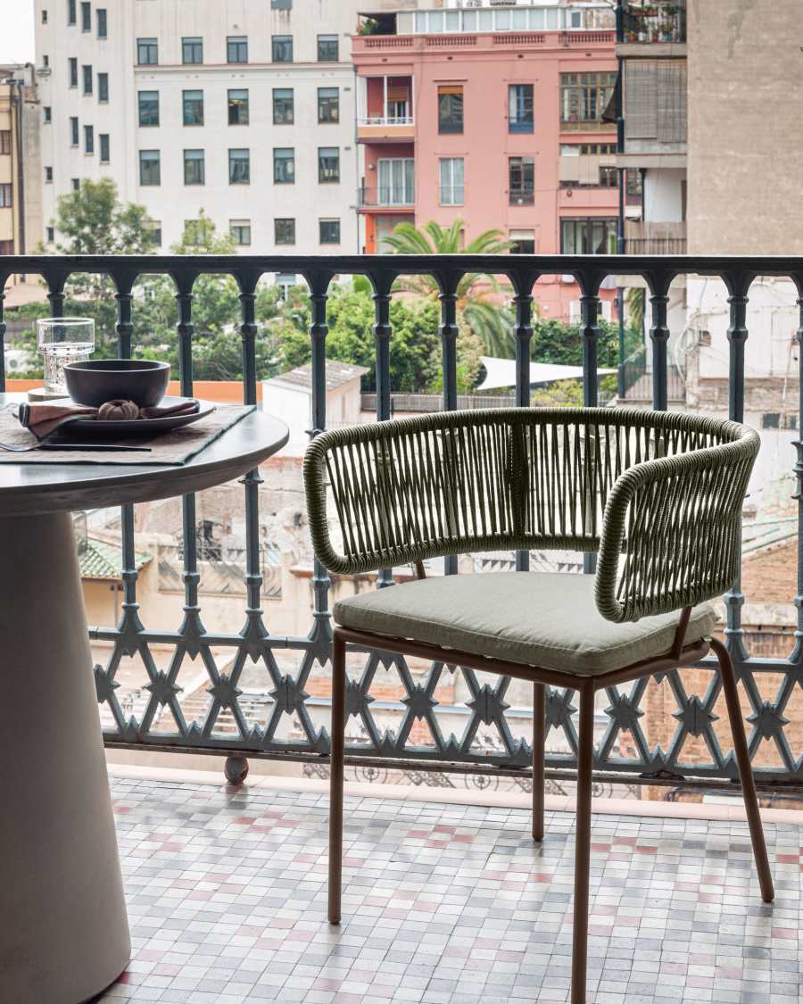 Cadira Nadin de corda verd i potes d'acer galvanitzat