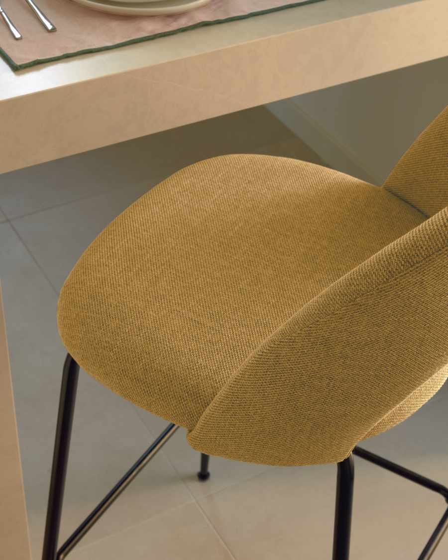 Mahalia Barhocker senfgelb und Stahl mit schwarzem Finish Höhe 63 cm FSC 100%