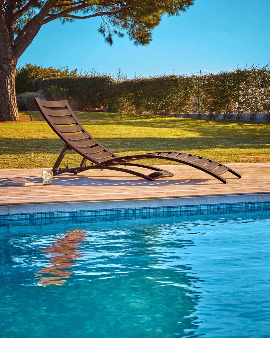 Lucien natural lounger