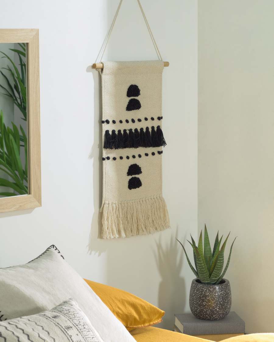 Nana wall tapestry 30 x 40 cm