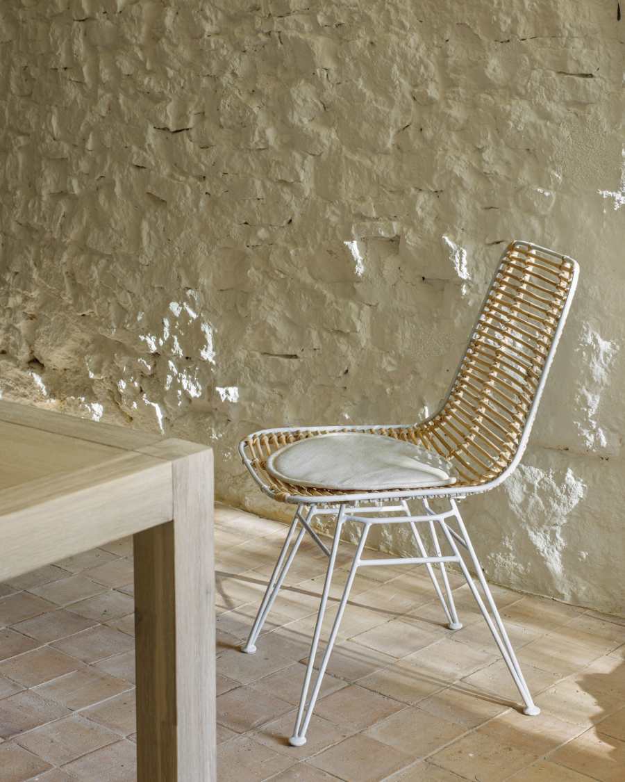 Tishana chair rattan and white steel finish