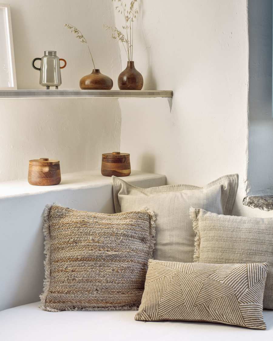 Vase Tyara en bois d'acacia 15,5 cm