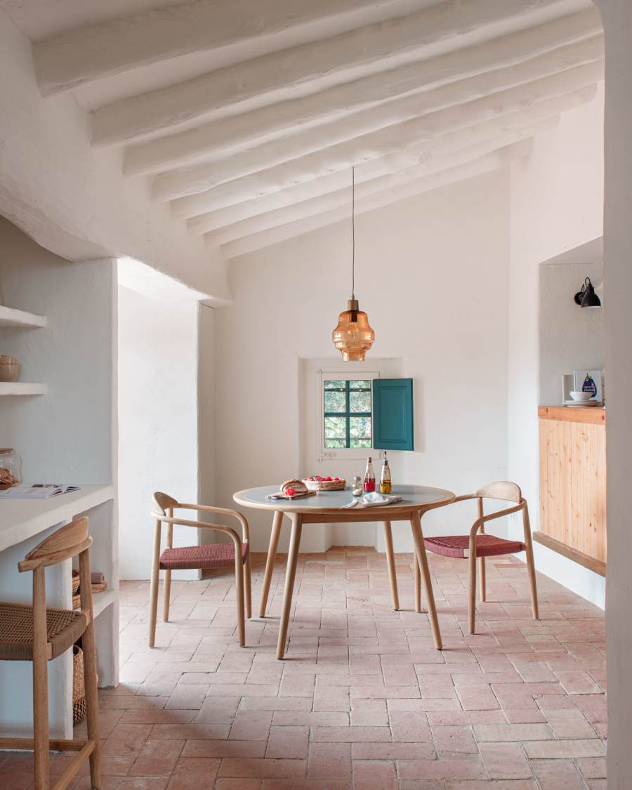 Table ronde Nina en poly-cement et bois d'eucalyptus Ø 120 cm FSC 100 %