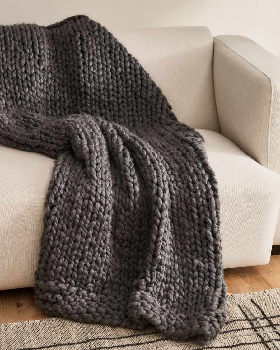 Adonia blanket in grey, 125 x 150 cm