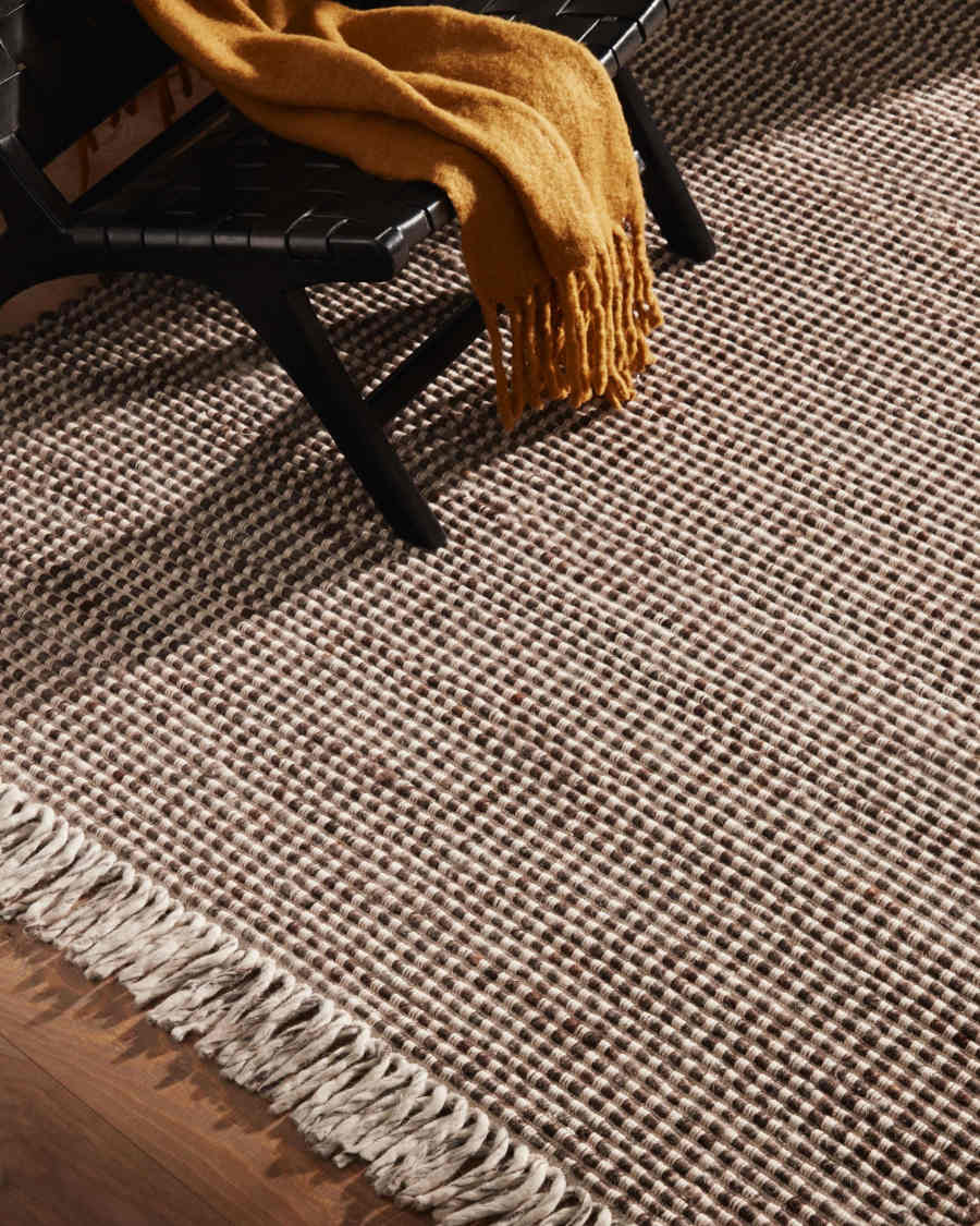 Fender rug with beige and brown tassels, 160 x 230 cm