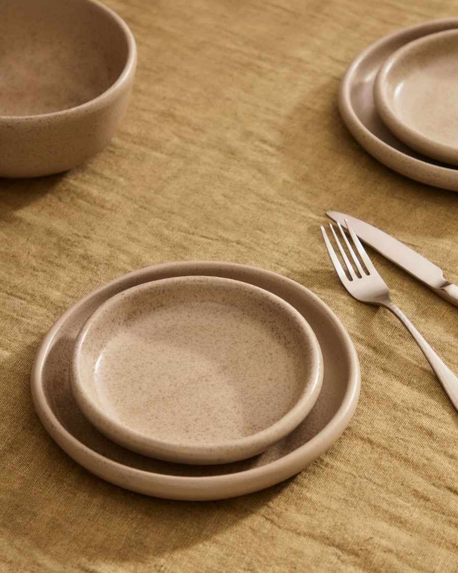 Flacher Teller Tersilia aus Keramik braun