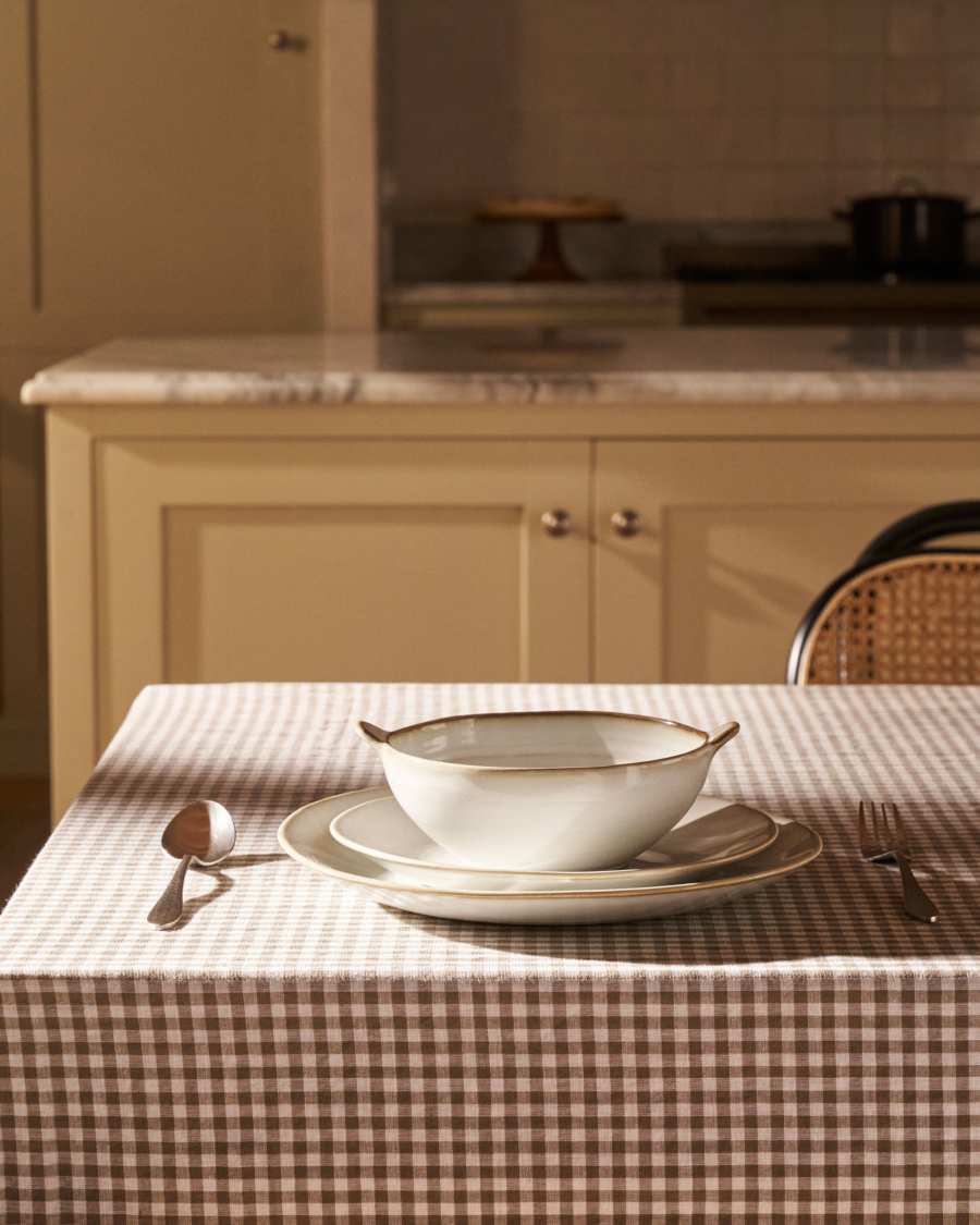 Portbou ceramic bowl in white