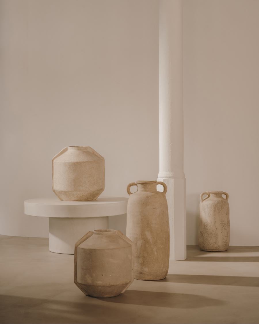 Meja Vase aus Pappmaché in Beige 47 cm