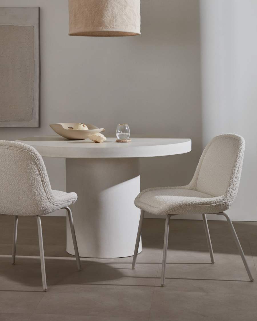 Aimin chair in white bouclé and steel legs with a matte beige painted finish