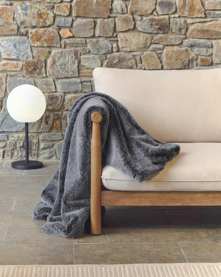 Stork blanket with dark grey fur 125 x 150 cm