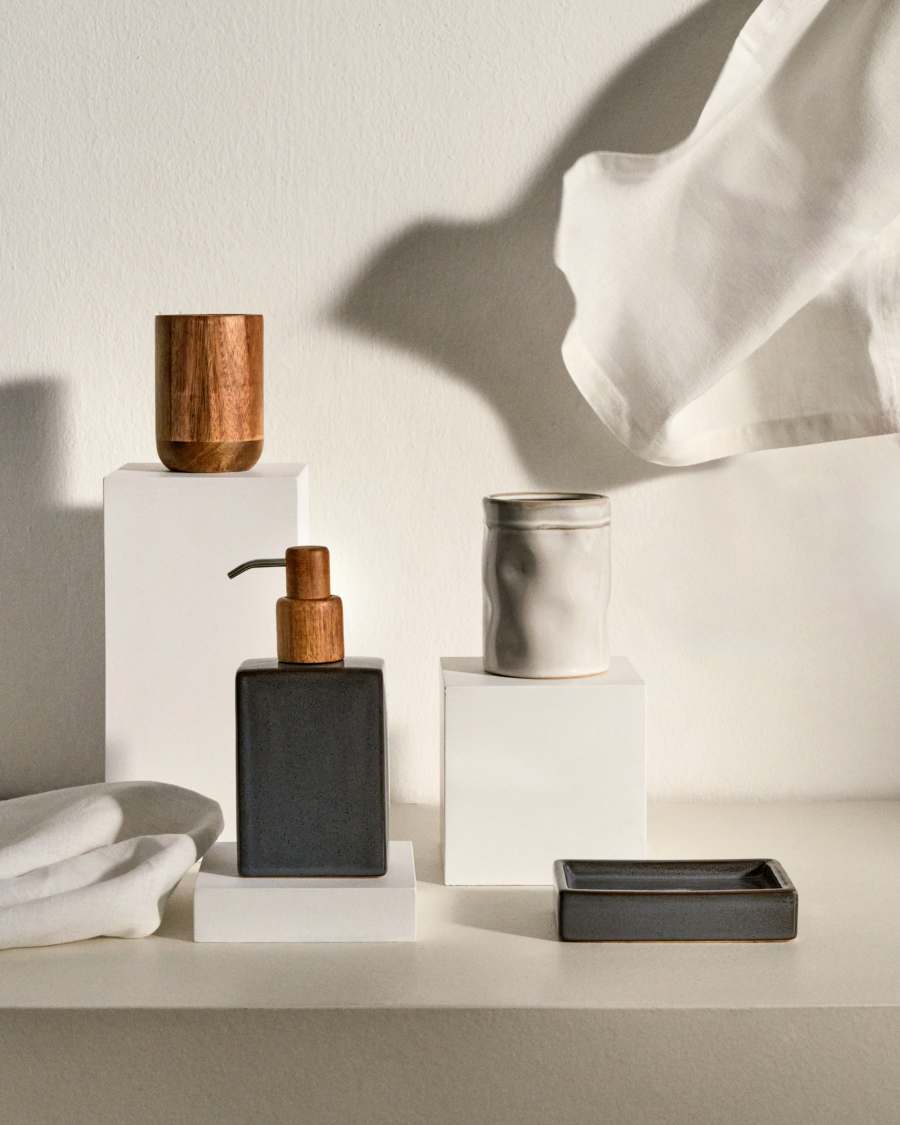 Silvet Soap Dish made of Gray Stoneware