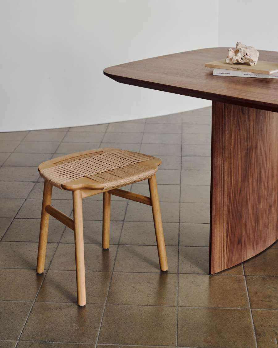 Enit stool made of beige paper cord and solid oak wood with natural finish, 43cm FSC Mix Credit