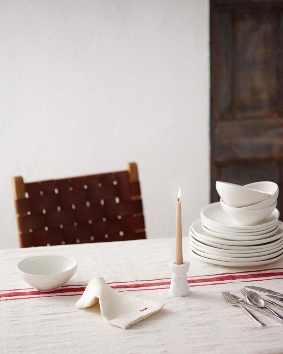 Pahi small round porcelain bowl in white