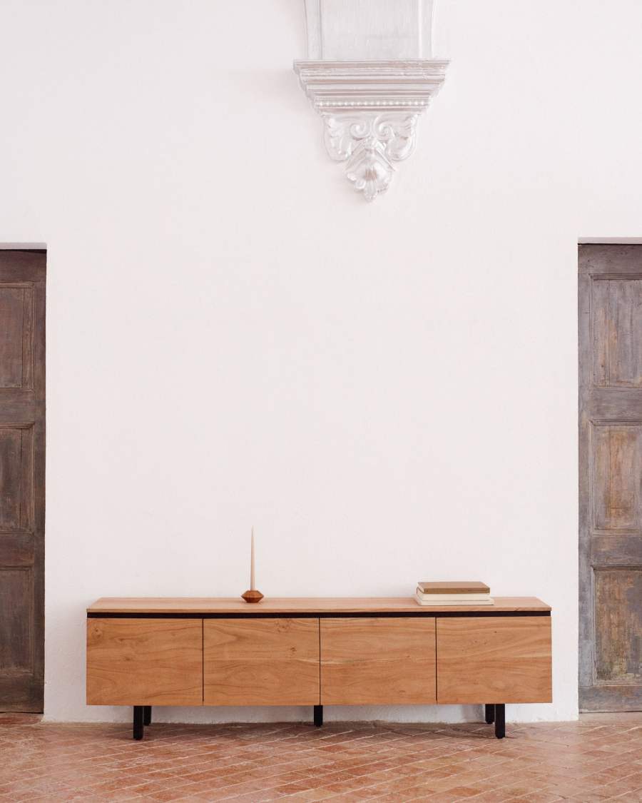 Meuble TV Uxue 4 portes en bois d'acacia finition naturelle 200 x 58 cm