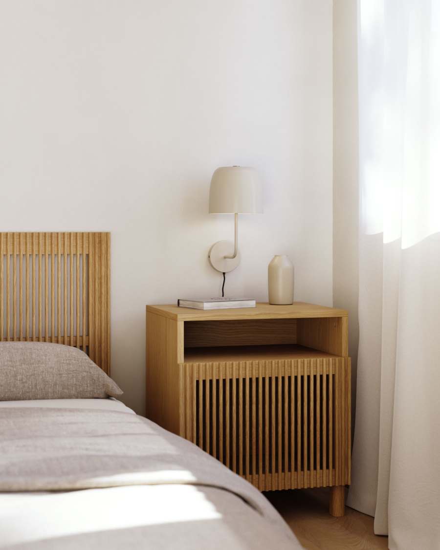 Alish metal wall light UK adapter