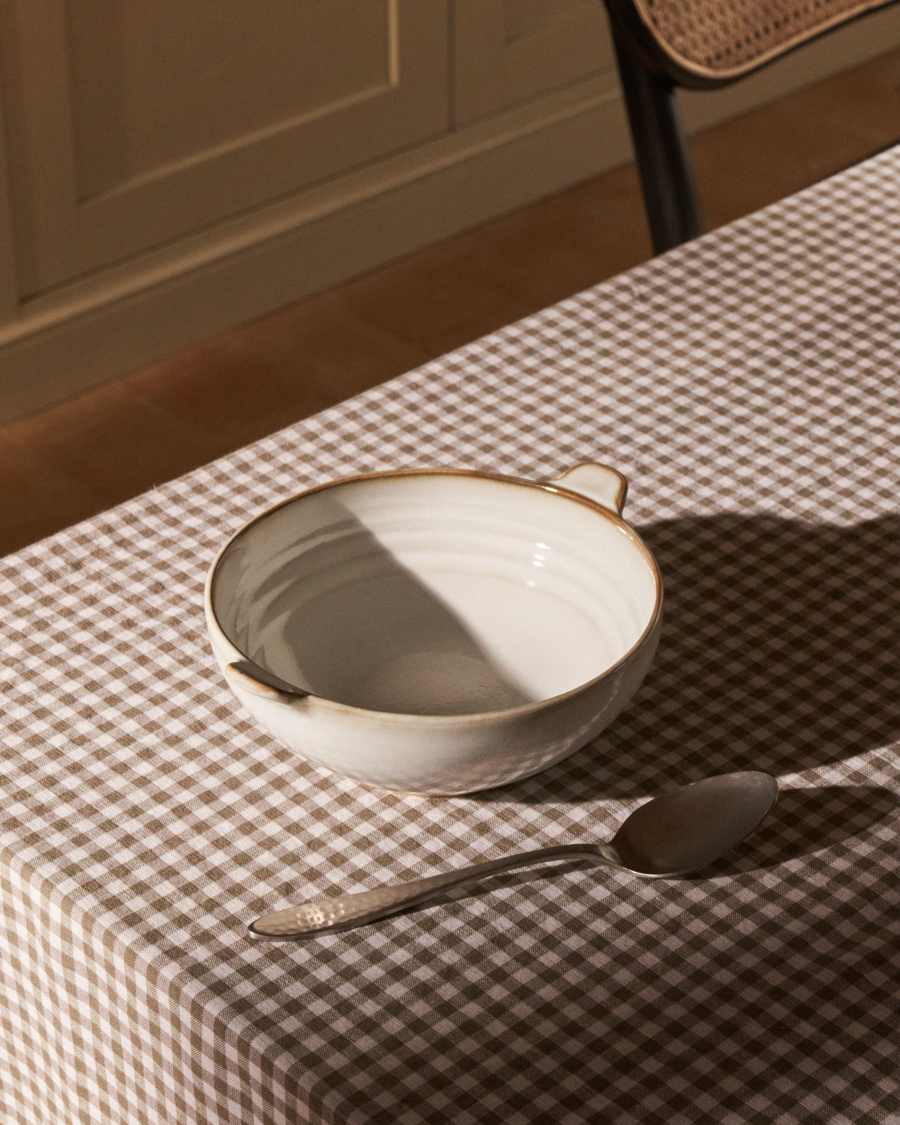 Portbou ceramic bowl in white