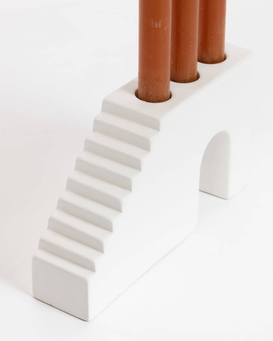 Anteia ceramic candle holder white