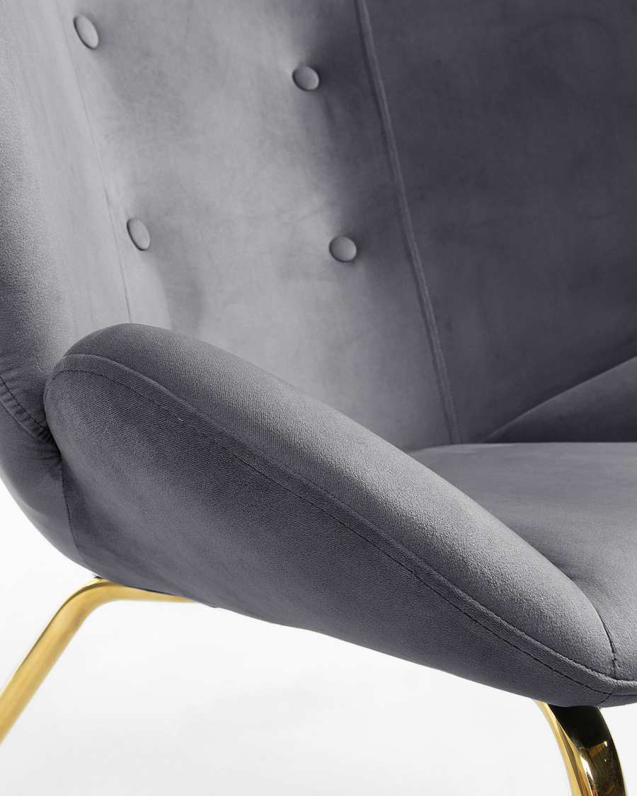 Fauteuil Violet en velours gris foncé et pieds en acier finition noire