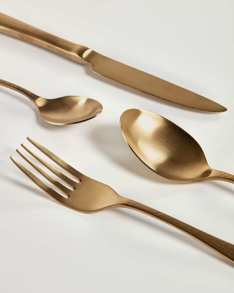 Yarine set of 16 gold cutlery