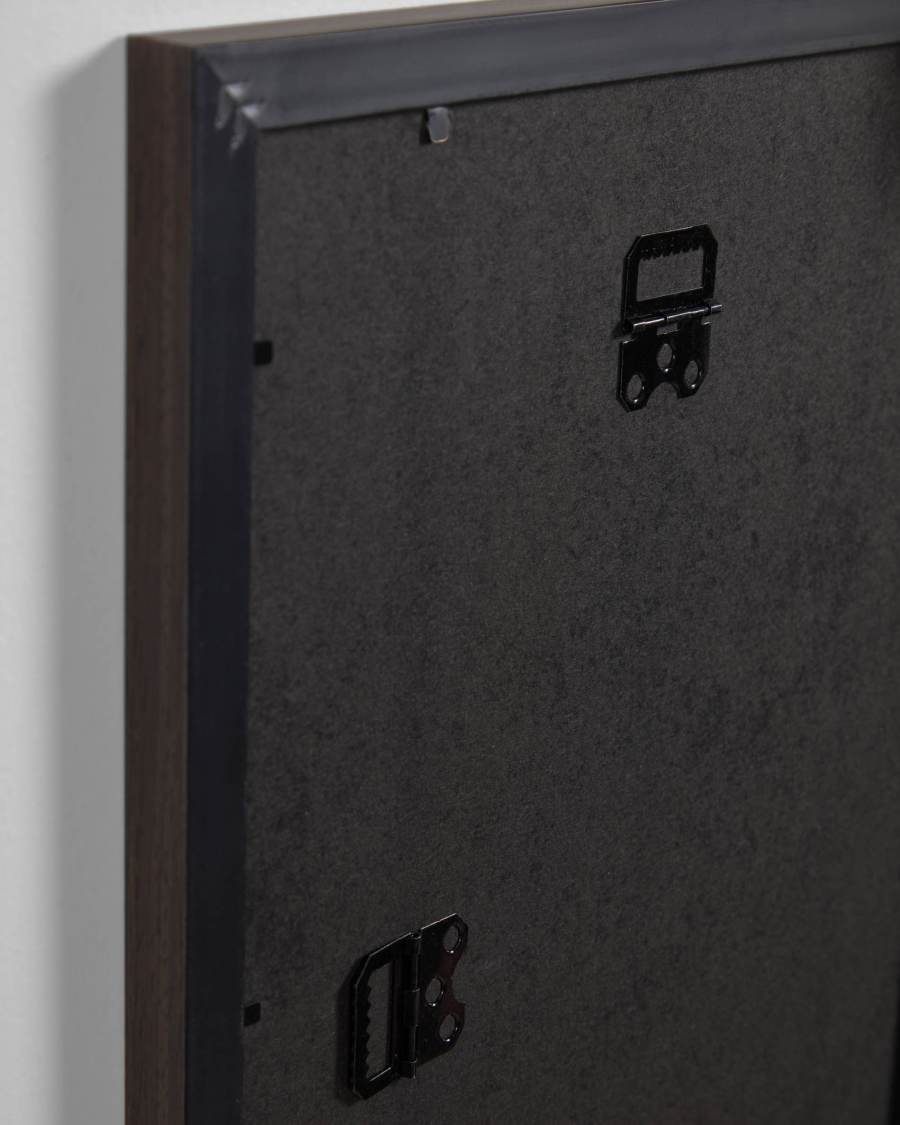 Luah photo frame in wood with dark finish 28 x 39 cm