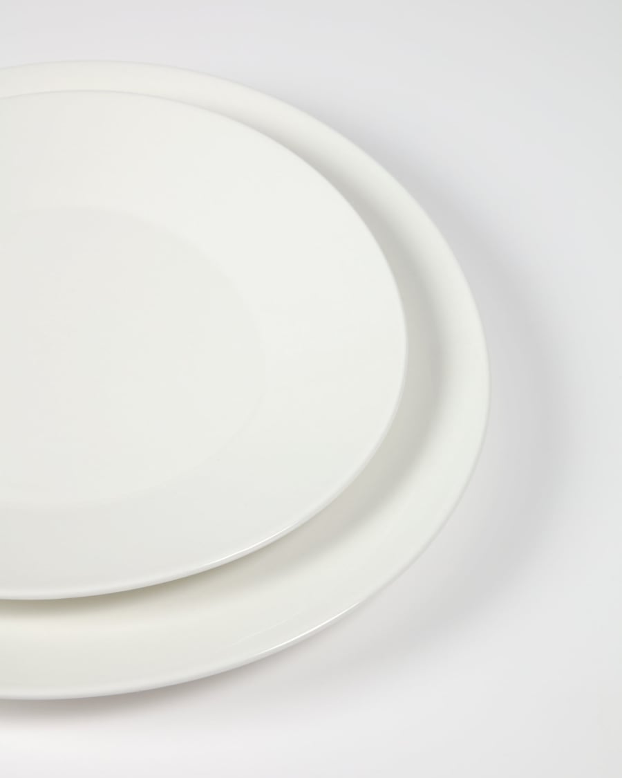 Pierina oval porcelain dinner plate in white