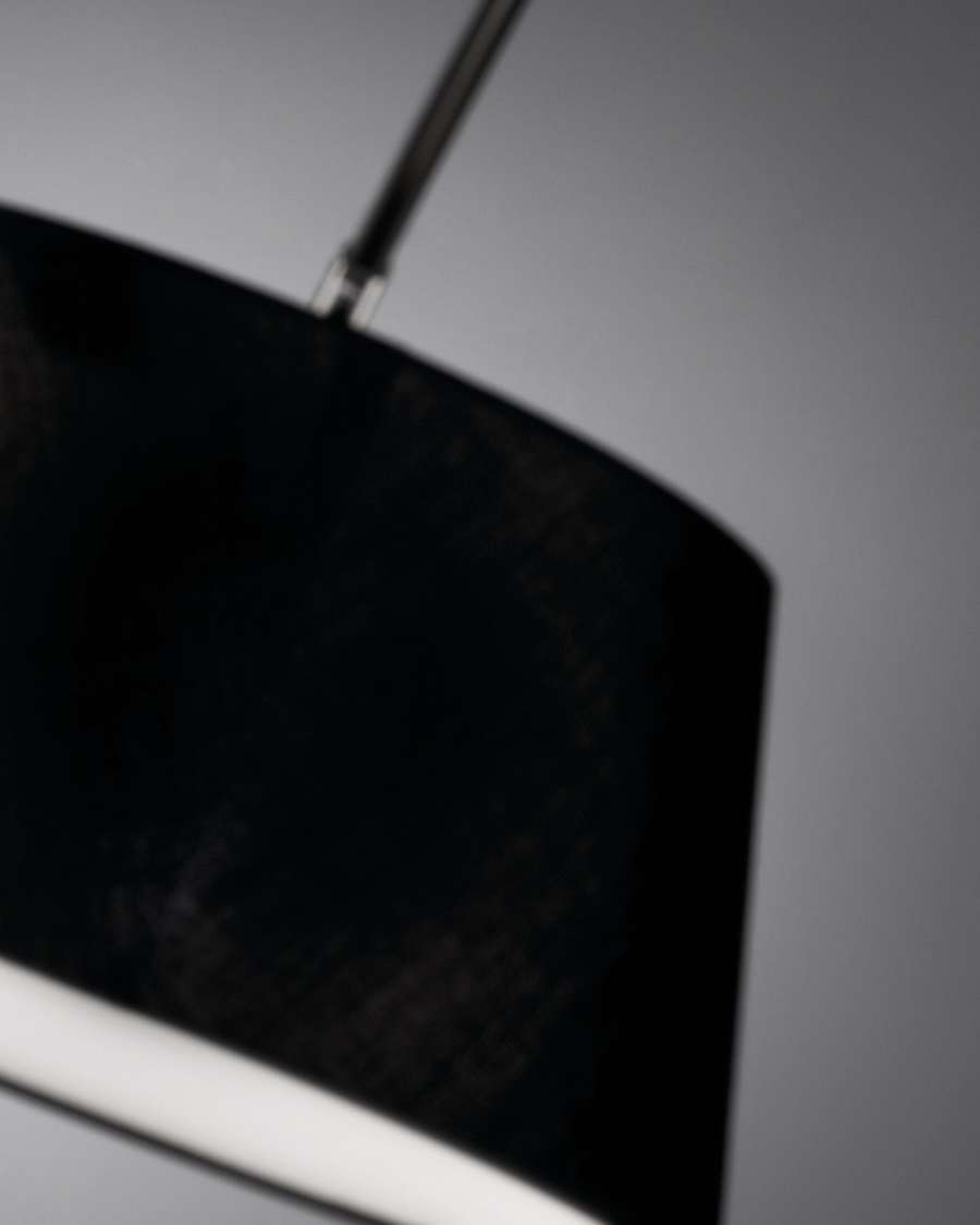 Struttura in acciaio nero per lampada da terra May nero