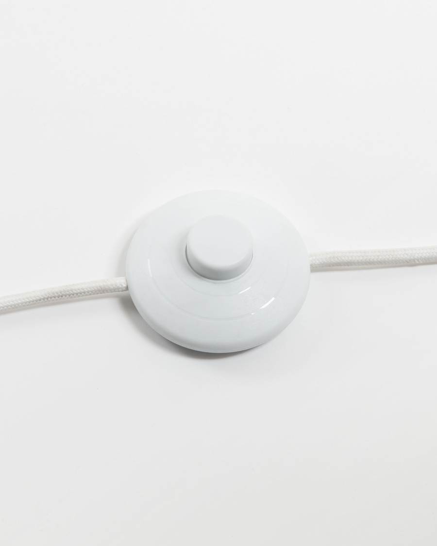 Ikia floor lamp in metal with white finish