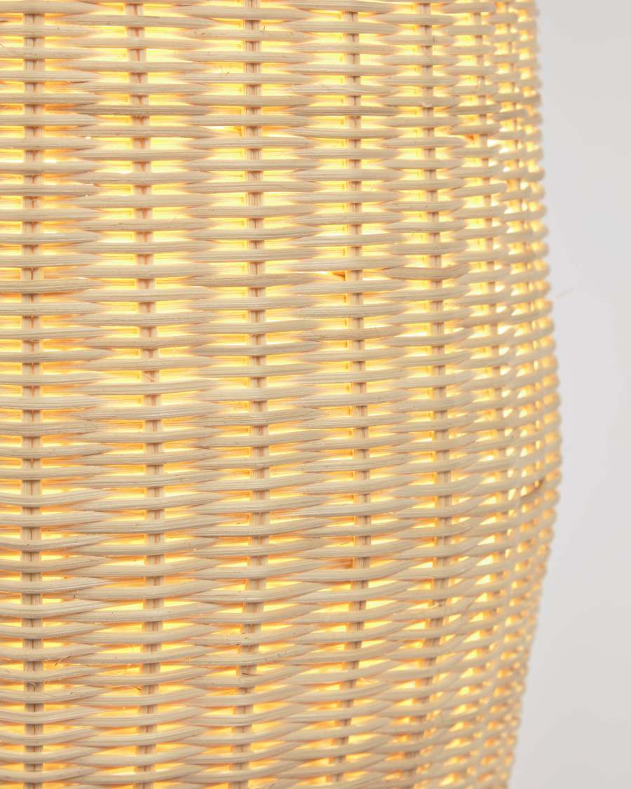 Kamaria large rattan table lamp with natural finish1