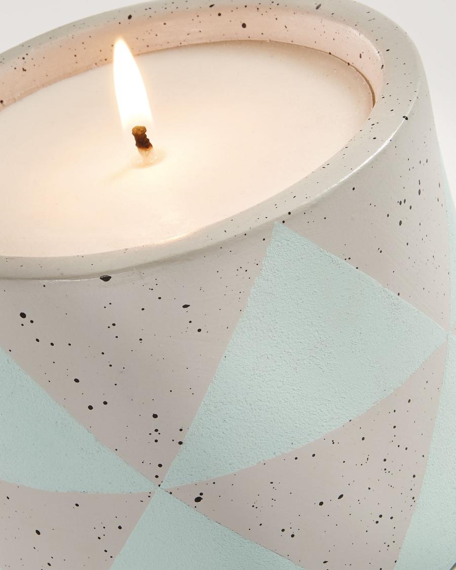 Oka candle blue