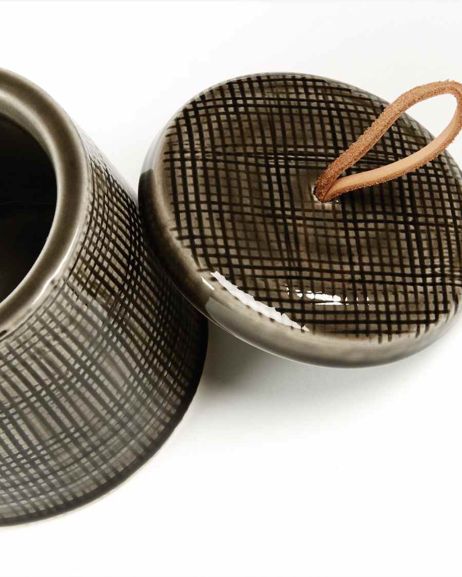 Caja Aileen gris oscuro