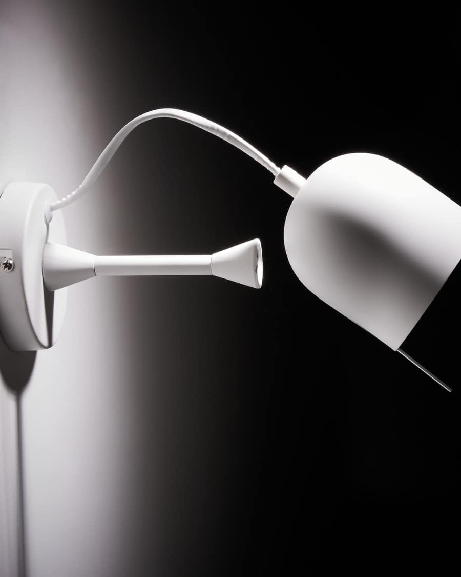 Lucilla wall lamp white