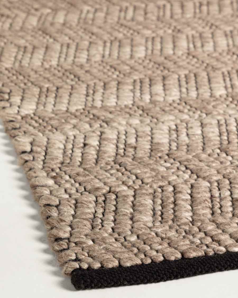 Neida rug in brown wool, 160 x 230 cm